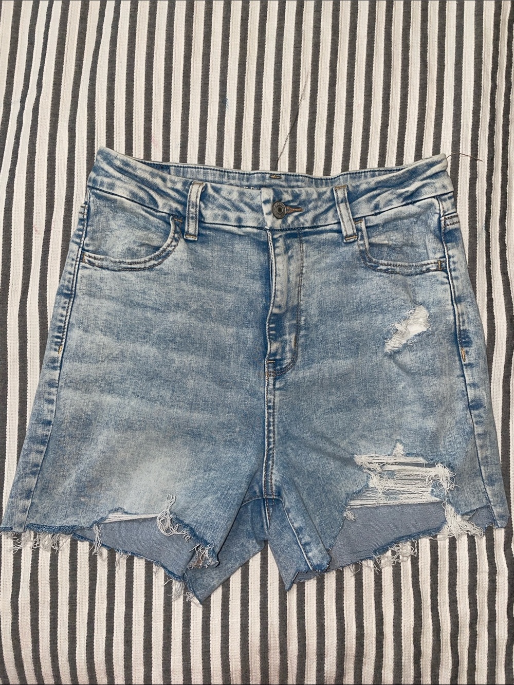 American Eagle Outfitters Light Blue Distressed Denim Cutoff Shorts